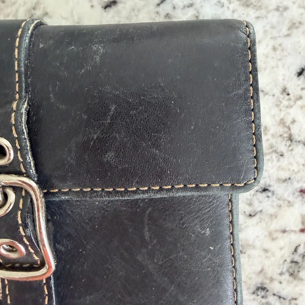 Vintage Coach Soho Black Wallet with Silver Buckle Retro Authentic